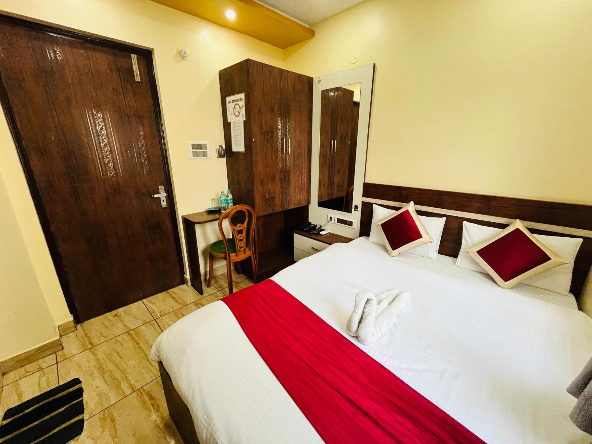 Hotel Kanan Inn Kolkata Exterior photo