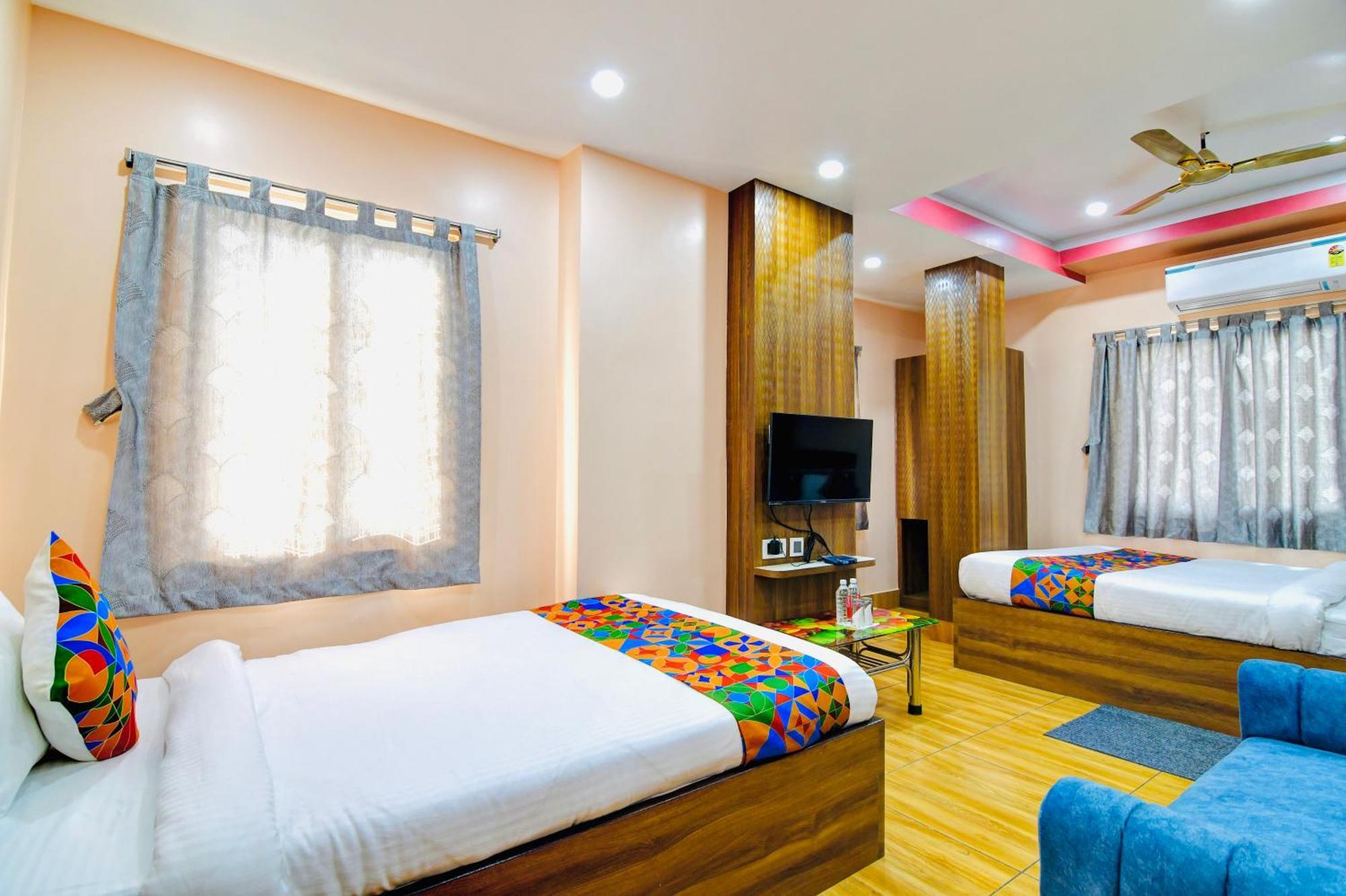 Hotel Kanan Inn Kolkata Exterior photo