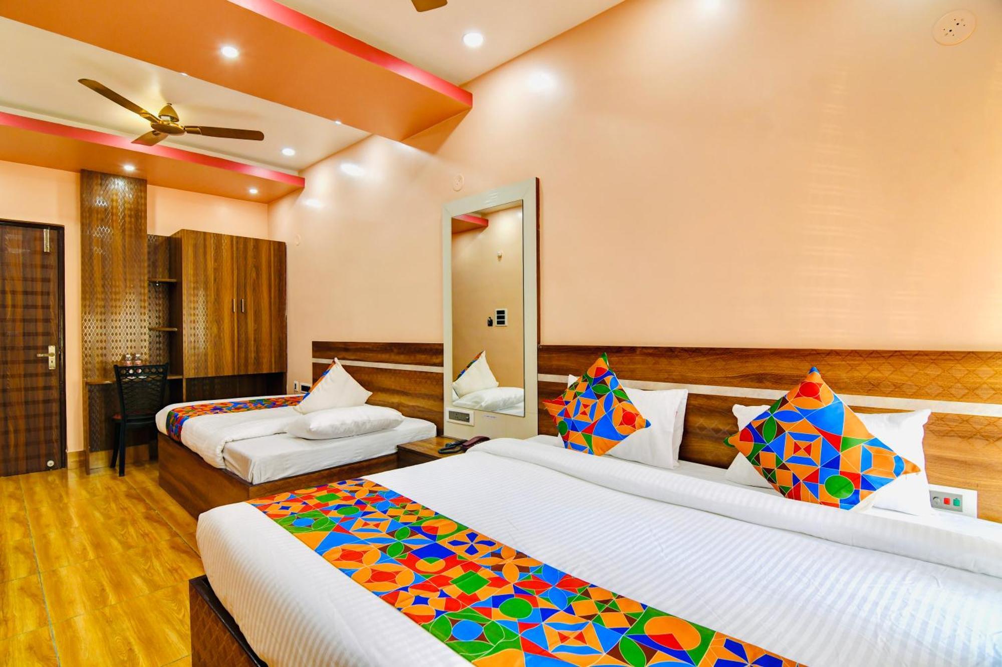 Hotel Kanan Inn Kolkata Exterior photo